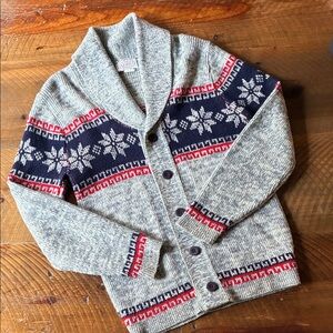 Vintage Men’s Navy and Red Snowflake Cardigan, size M